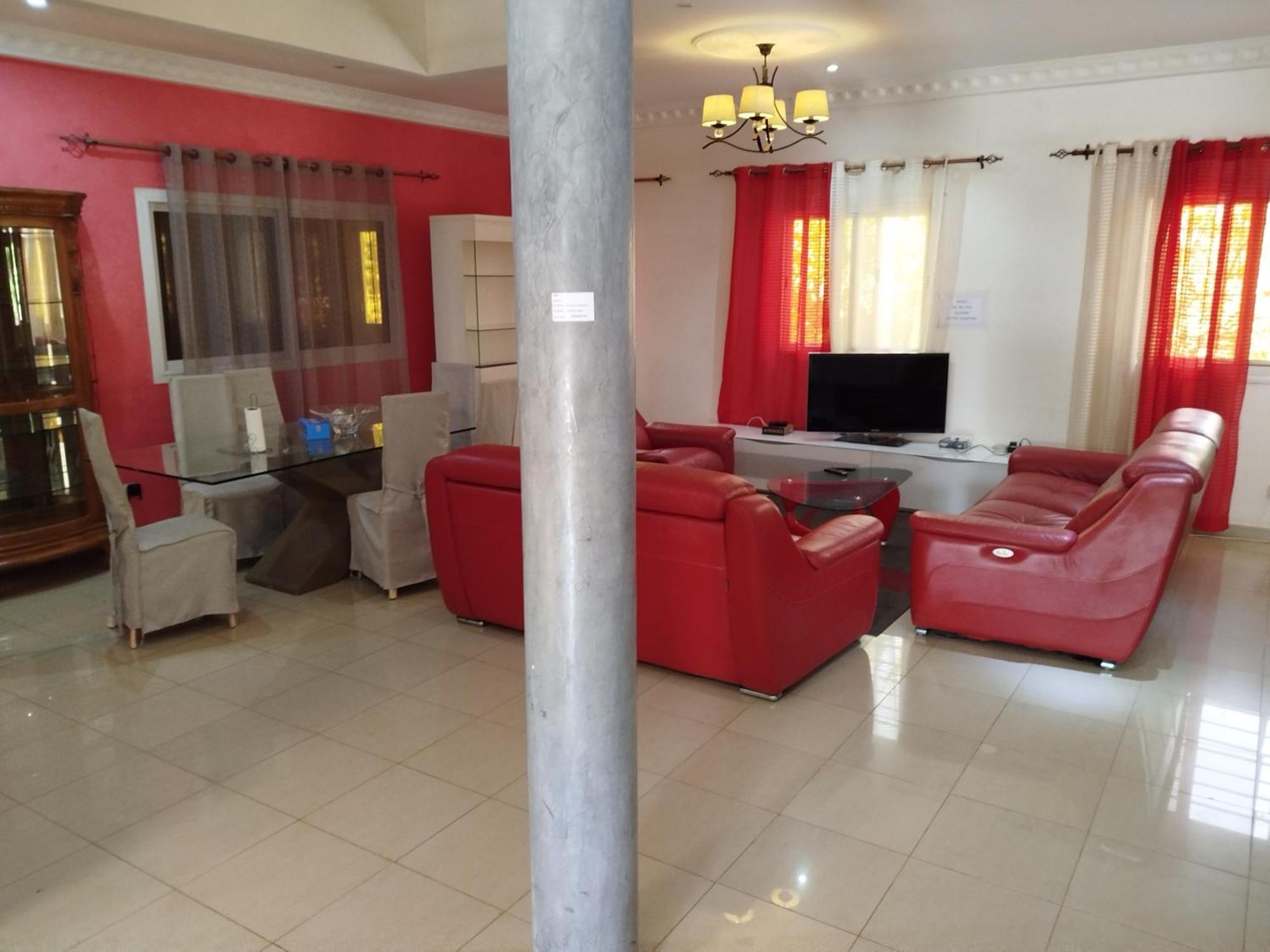 Al Jannah Bis Hotel โซโมน ภายนอก รูปภาพ